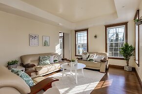 QuickStay Lake Simcoe Homestyle Cottage Private Beach