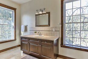 QuickStay Lake Simcoe Homestyle Cottage Private Beach