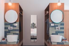 Medousa Suites