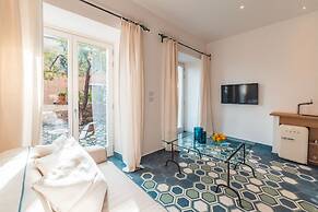 Medousa Suites