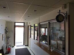 Hässleholmsgårdens vandrarhem - Hostel
