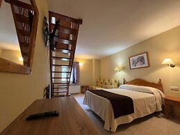 Hotel Joan Canejan
