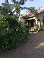 Daria Apartments