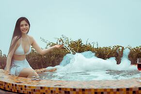 Phuong Nam Mountain View Hotel
