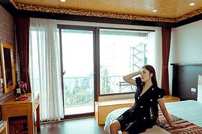 Phuong Nam Mountain View Hotel
