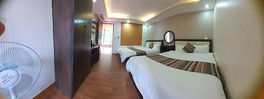 Phuong Nam Mountain View Hotel