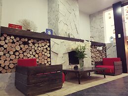 Phuong Nam Mountain View Hotel