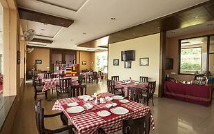 Flag House resort