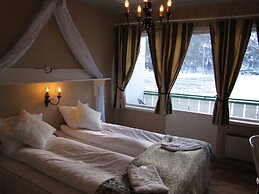 Hjelle Hotel