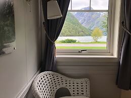 Hjelle Hotel