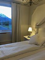 Hjelle Hotel