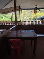 Pueng Luang Hotel