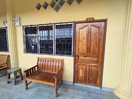 Pueng Luang Hotel