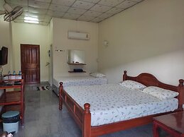 Pueng Luang Hotel