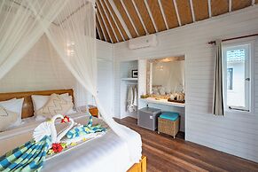 The Cubang Huts Lembongan