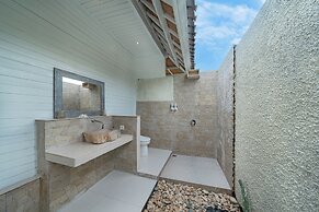 The Cubang Huts Lembongan