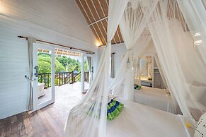 The Cubang Huts Lembongan