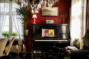 Walaker Hotel