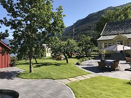 Walaker Hotel