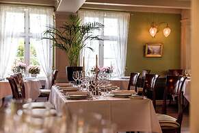 Walaker Hotel