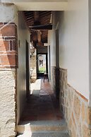 Live Guest House