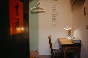 Live Guest House
