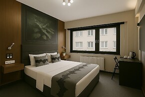 Black Art Otel