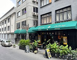 Black Art Otel
