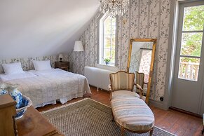 Warfsholm