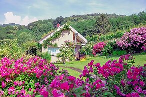 Le B. Cottage