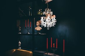 La Mondaine