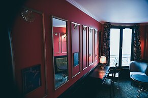La Mondaine
