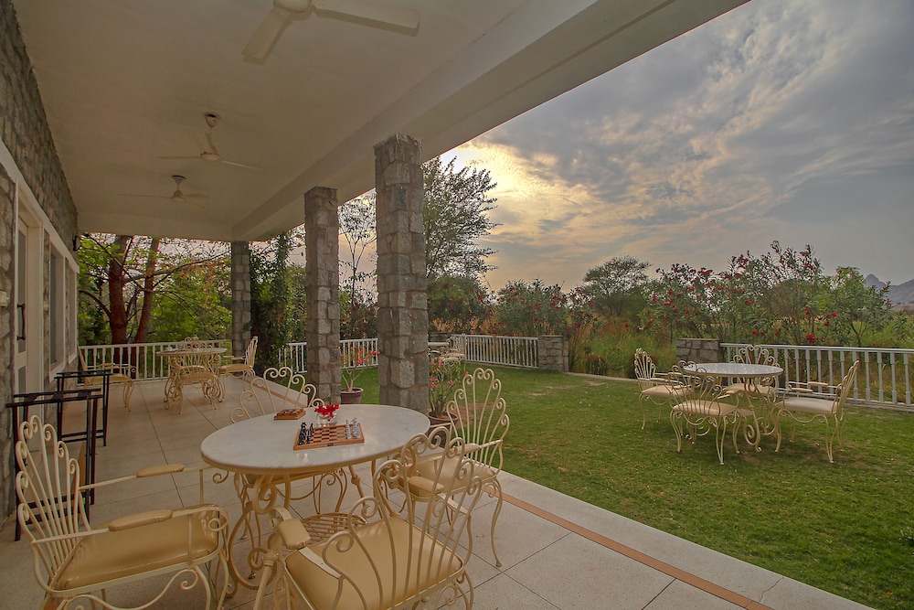 The Jawai Sagar Resort