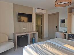 Victoria Princess Hotel