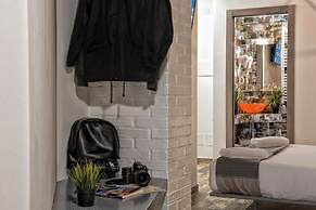 StarHome NAVONA