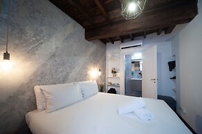 StarHome NAVONA