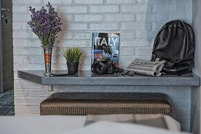 StarHome NAVONA