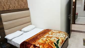 Puri Guest House