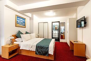 Bucur Accommodation