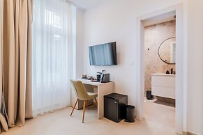 Flowers Premium Apartments & Rooms