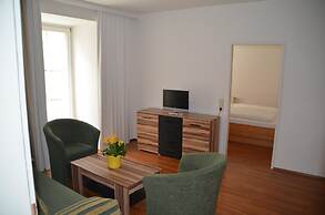 Neue Post Apartments