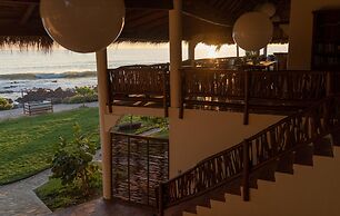 Casa Manzanillo Boutique Hotel