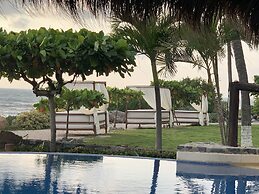 Casa Manzanillo Boutique Hotel