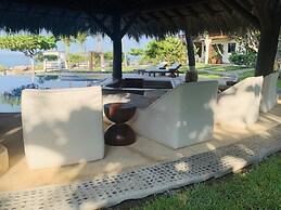 Casa Manzanillo Boutique Hotel