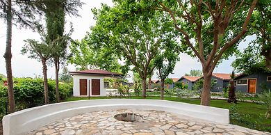 Nun BungaLove