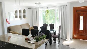 Richview Gardens Suite