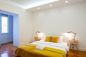 Hola Lisbon Suites