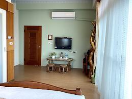 TONG YI Homestay