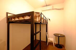 42 Guesthouse