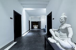 Hotel De L'Homme